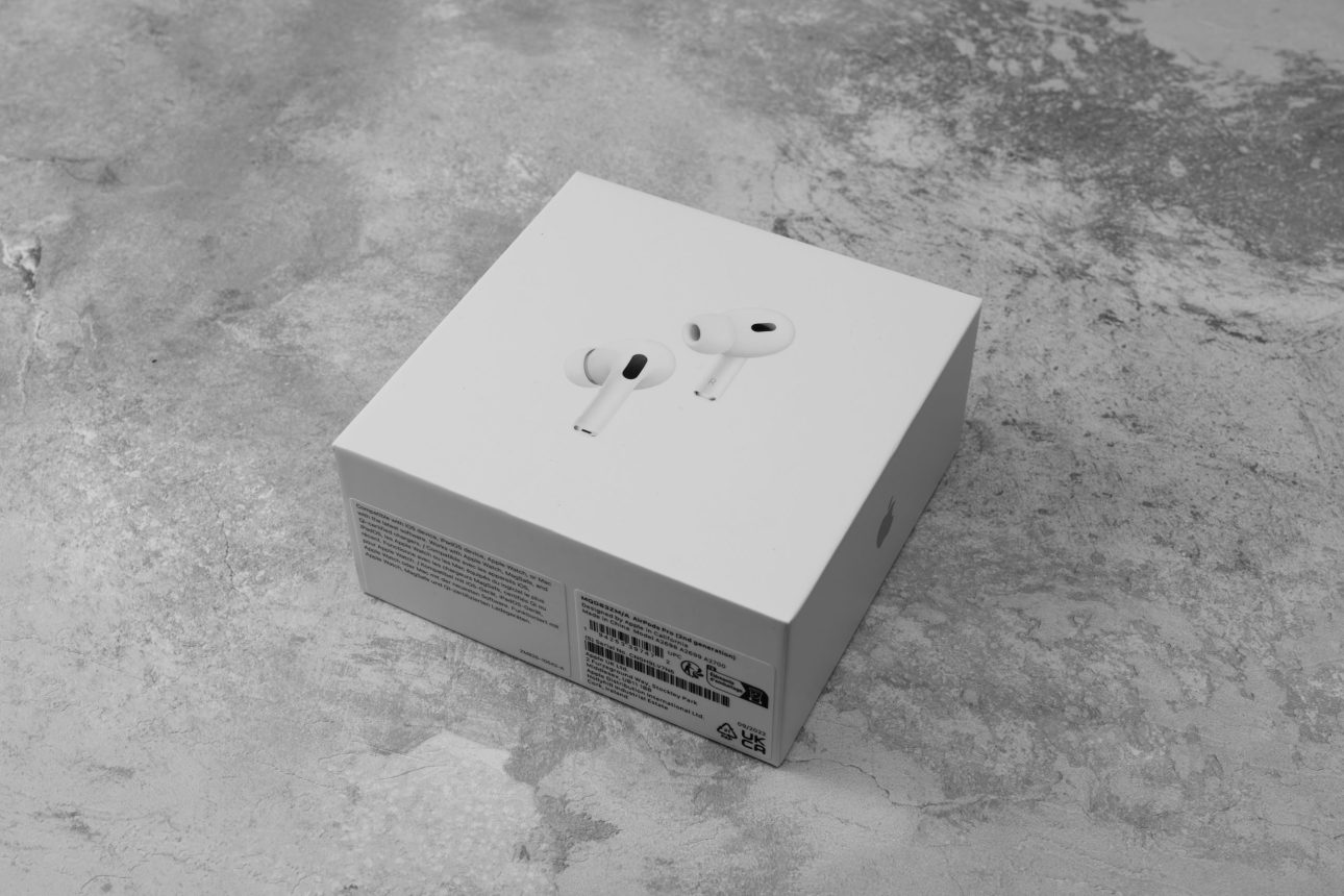 Apple Airpods Pro 2 ( White )